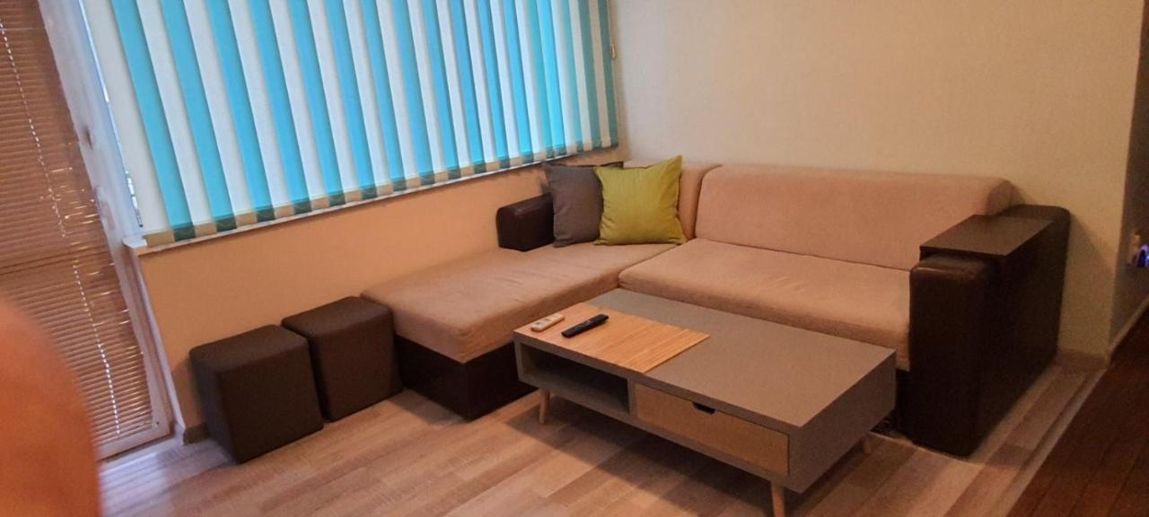 Aheloy Apartments Extérieur photo