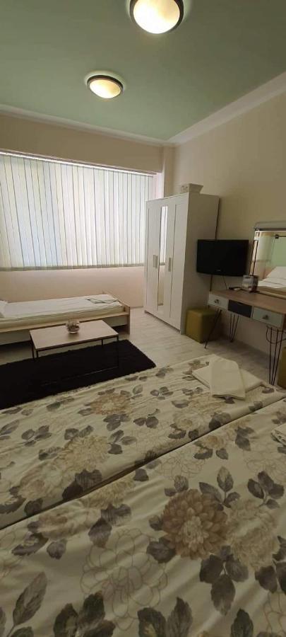 Aheloy Apartments Extérieur photo